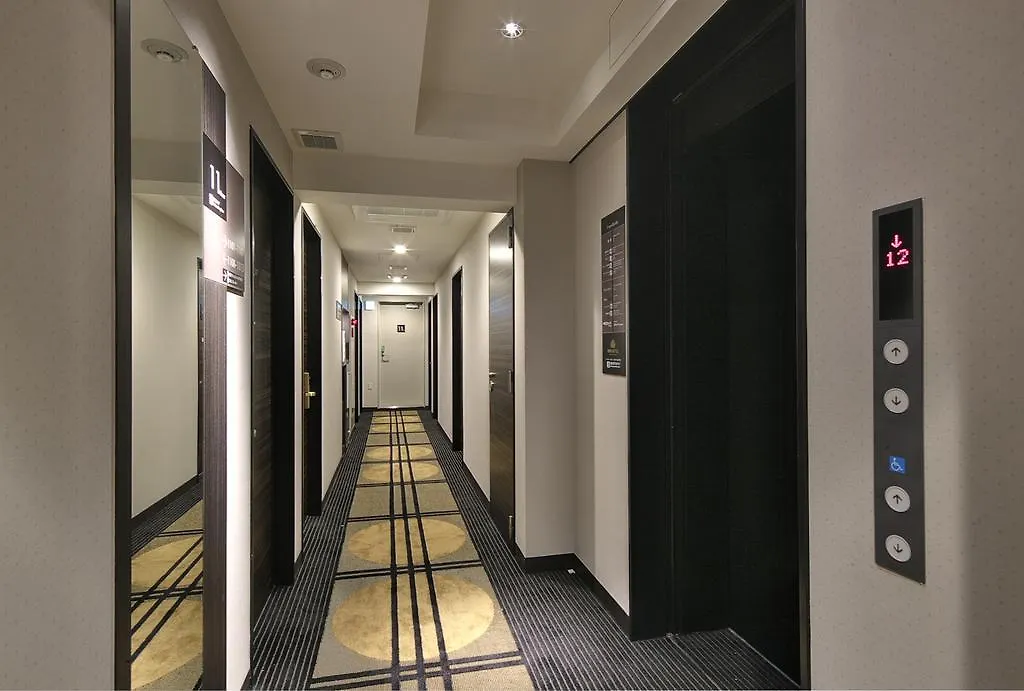 Apa Hotel Roppongi Itchome Ekimae Tokyo Economy hotel