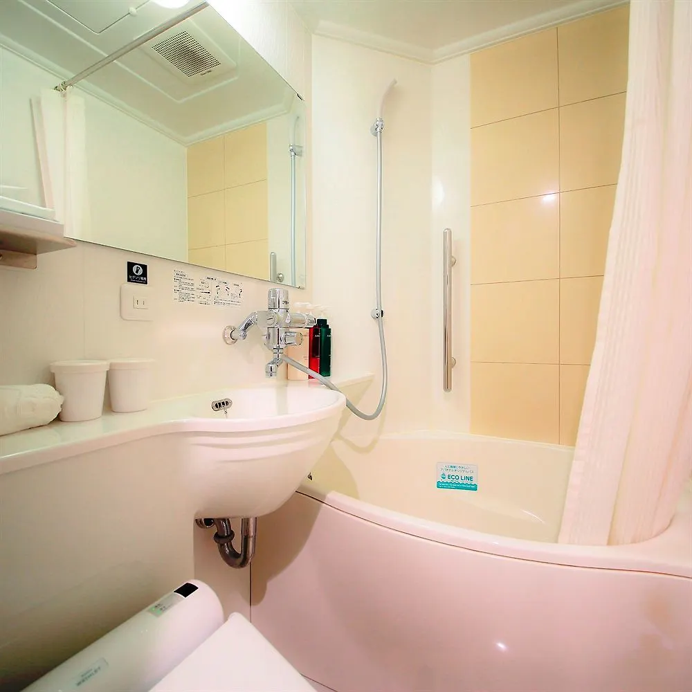 Apa Hotel Roppongi Itchome Ekimae Tokyo 3*,